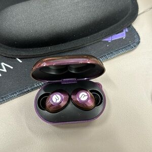 Raycon everyday earbuds